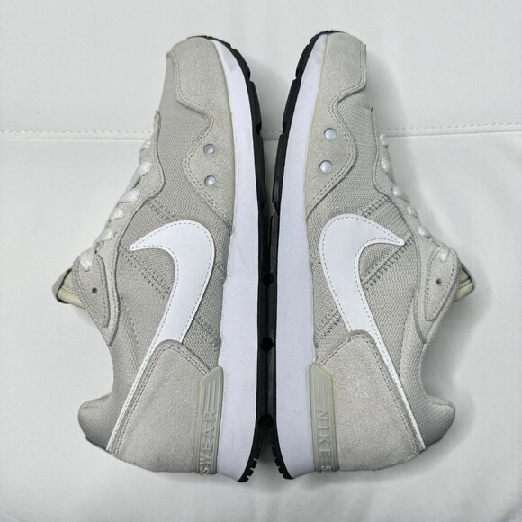 Nike Venture Runner Beige Sneakers Lace Low Top Trainer Shoes CK2948-002 Size 10 - Picture 14 of 16